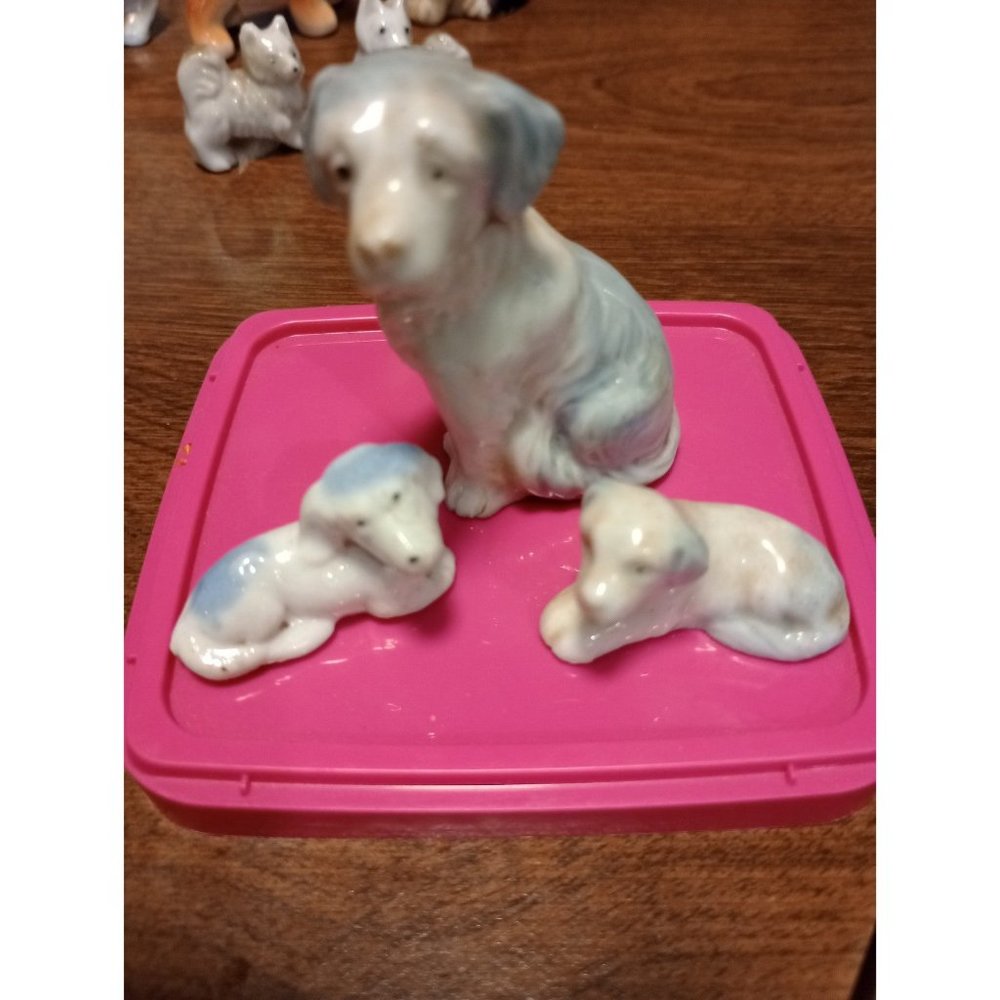 Vintage 3 piece set of ceramic dogs